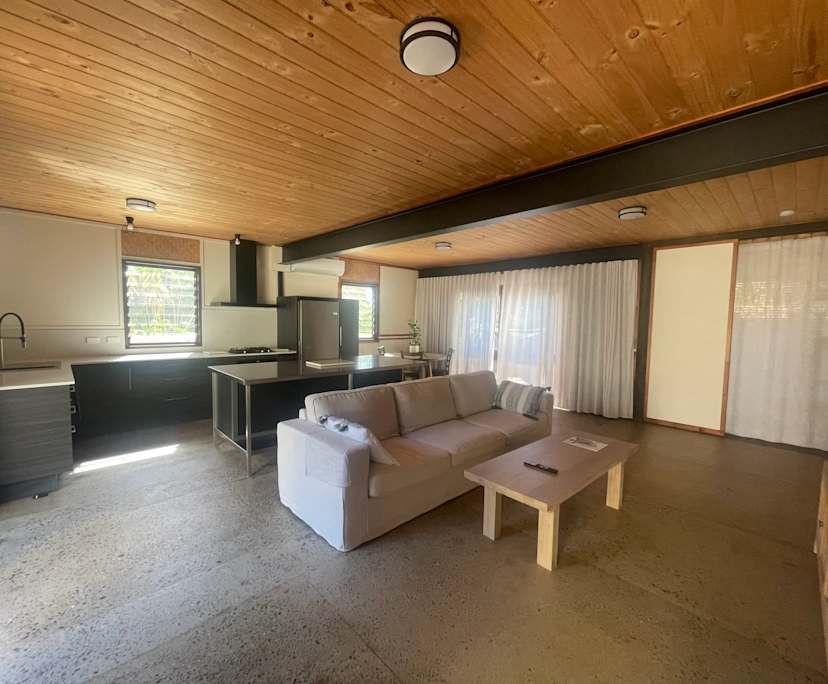 $1,000, Whole-property, 2 bathrooms, Sunrise Beach QLD 4567