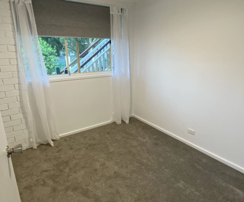 $500, Granny-flat, 1 bathroom, Holland Park West QLD 4121