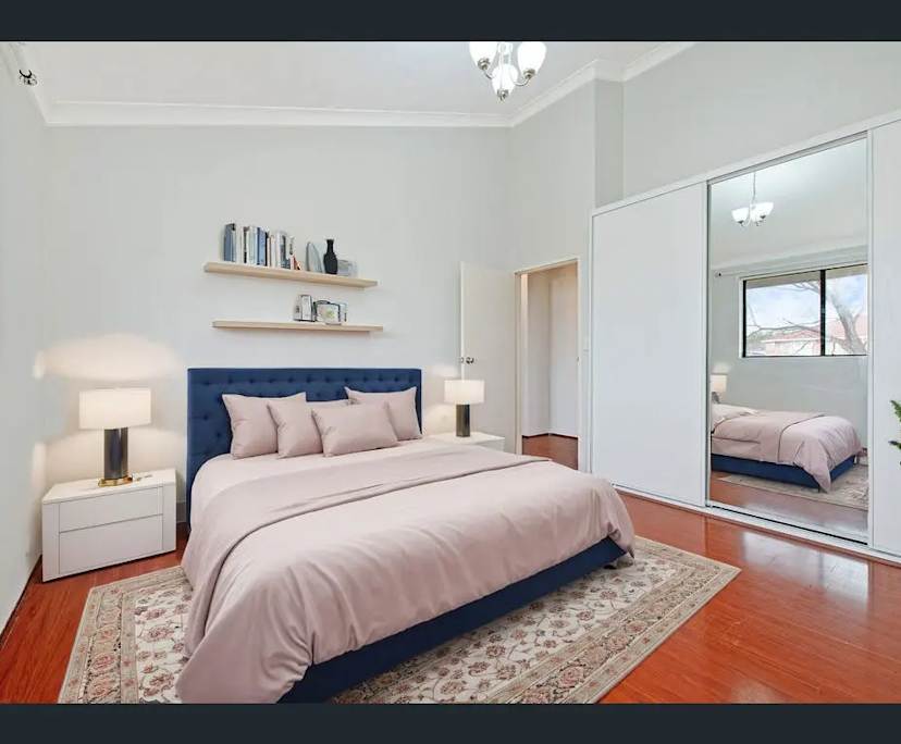 Unfurnished room in a flatshare