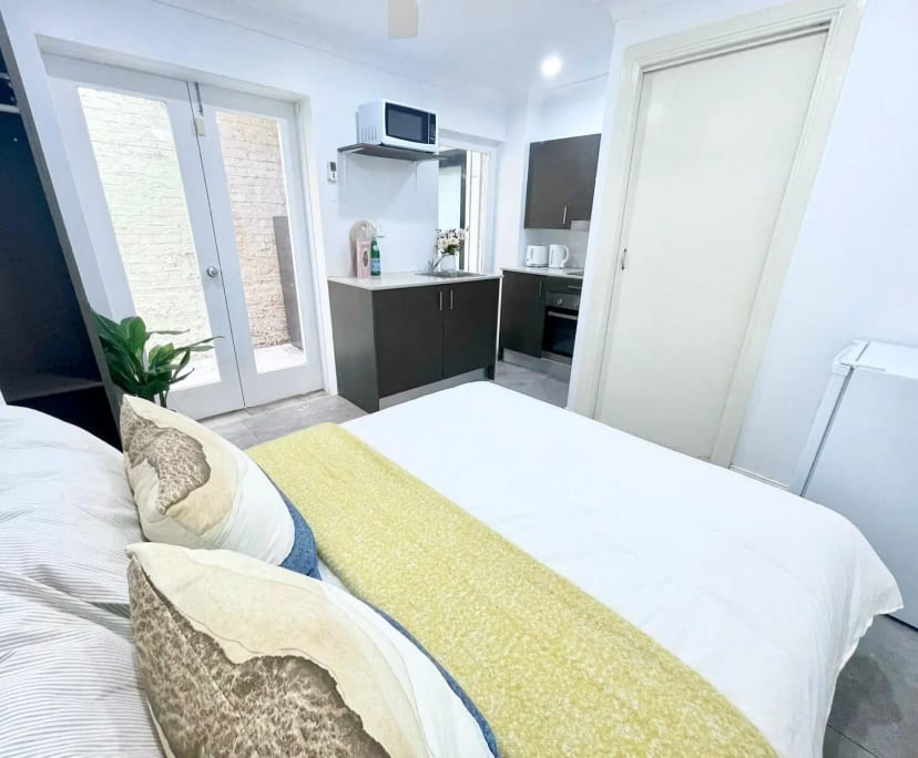 $485, Studio, 1 bathroom, Petersham NSW 2049