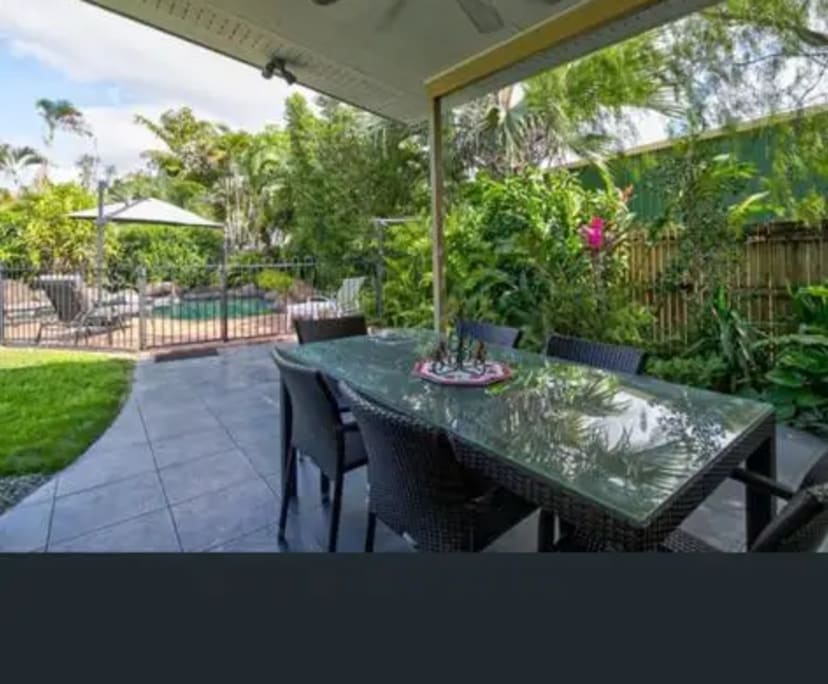 Granny Flat for Rent in Edge Hill, Cairns 280, Fl...