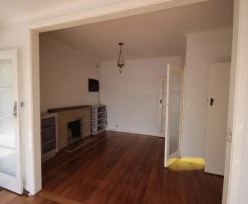 Room in a share house