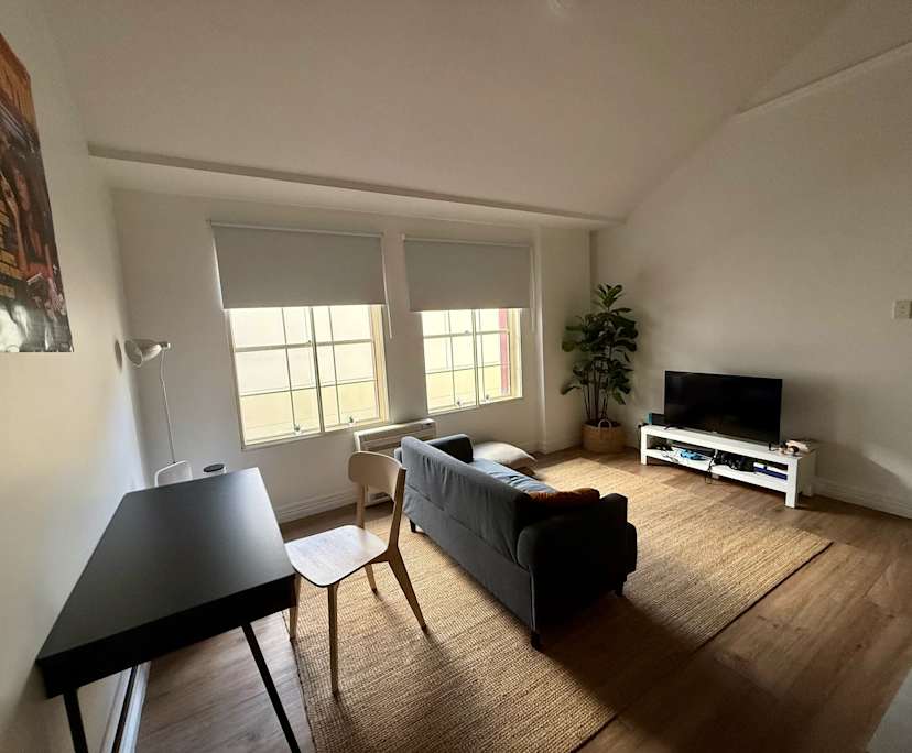 Furnished room studio flat for rent