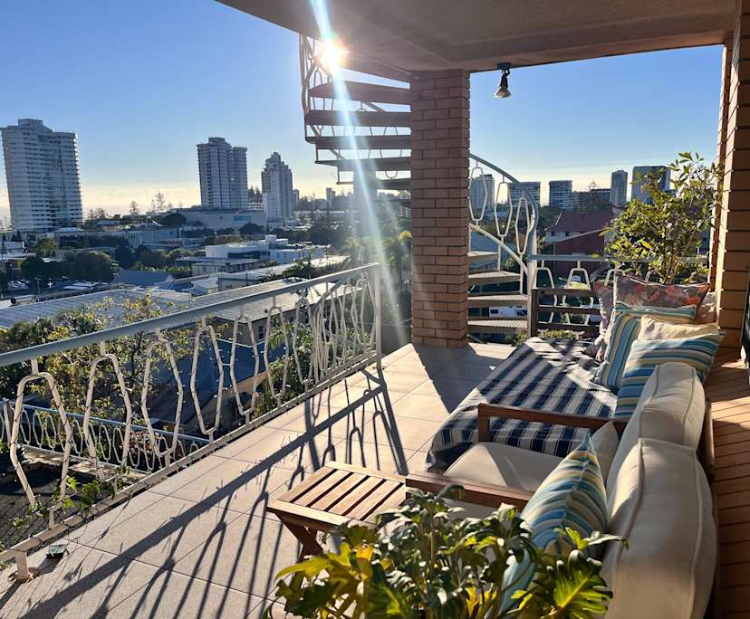 $750, Whole-property, 2 bathrooms, Coolangatta QLD 4225