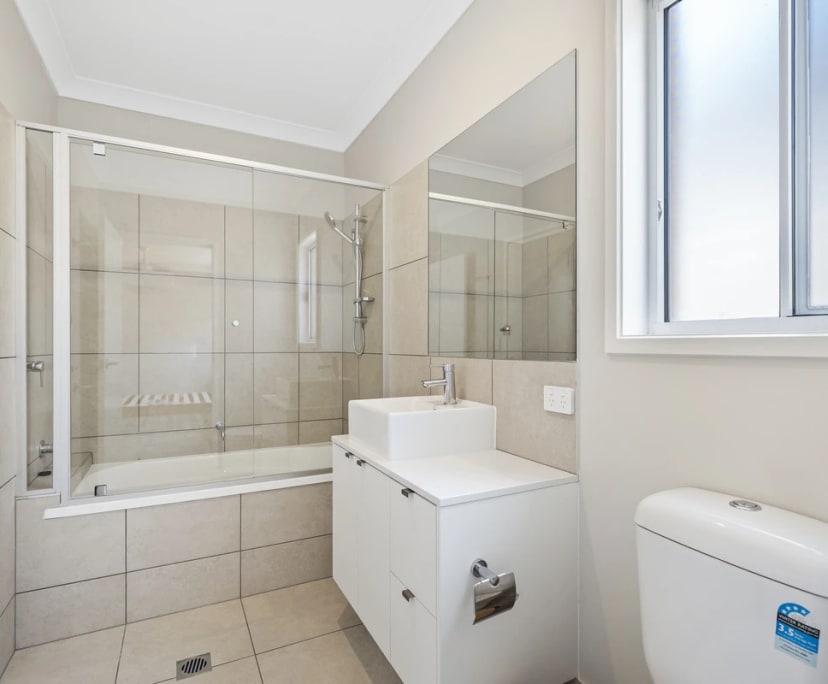 $315, Share-house, 3 bathrooms, Logan Reserve QLD 4133