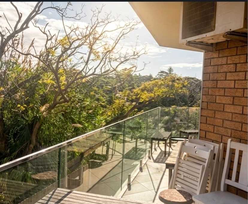 Furnished room with ensuite in a flatshare