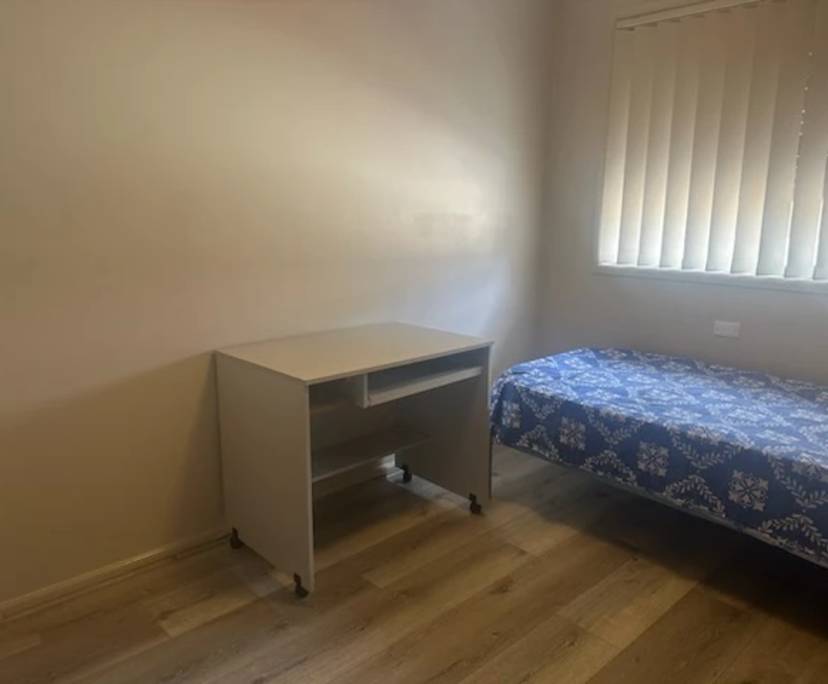 Room in a share house