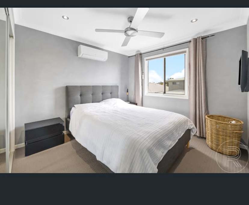 Unfurnished room in a share house
