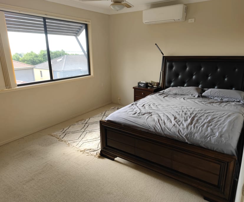 $200-260, Share-house, 2 rooms, Eight Mile Plains QLD 4113, Eight Mile Plains QLD 4113