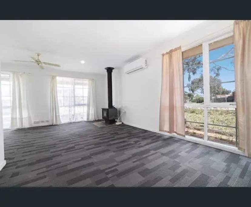 Room in a share house