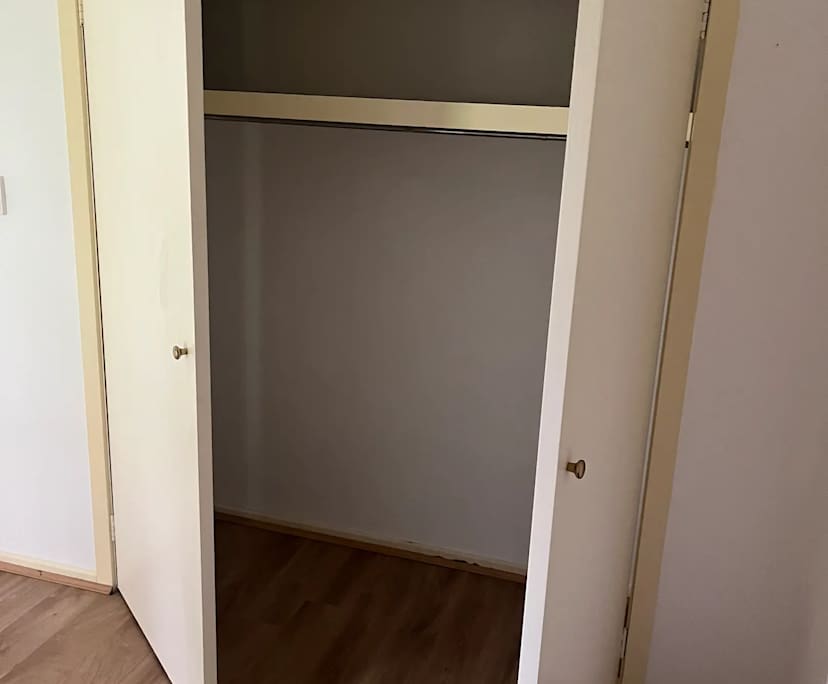 $200, Share-house, 3 bathrooms, Melton South VIC 3338