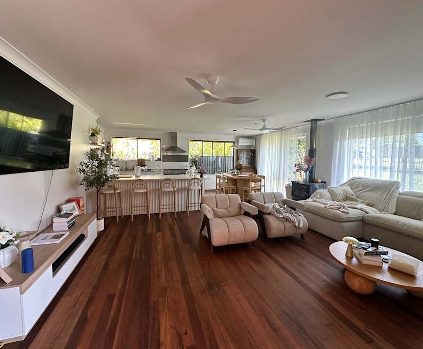 Whole property with 3 rooms for rent