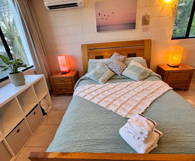 $550, 1-bed, 1 bathroom, North Ward QLD 4810