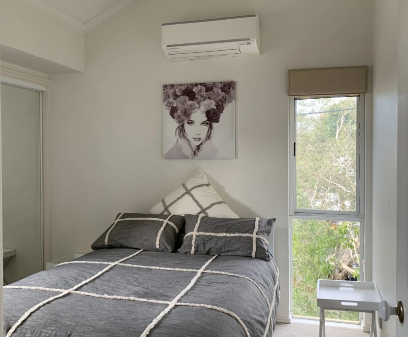 Room for Rent in Hawthorne, Brisbane 490, Furnish...