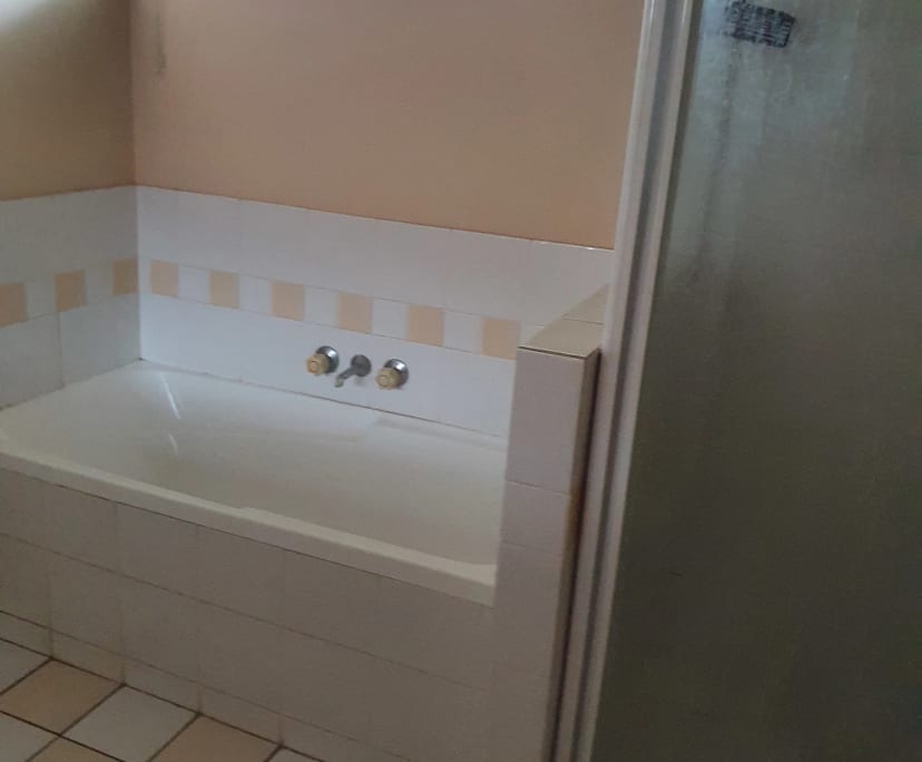 Room for Rent in Hemmant, Brisbane 185, Furnished...