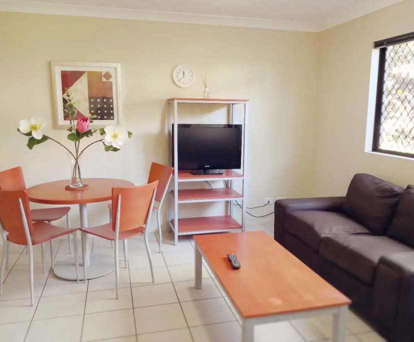 $340, Student-accommodation, 3 bathrooms, Labrador QLD 4215