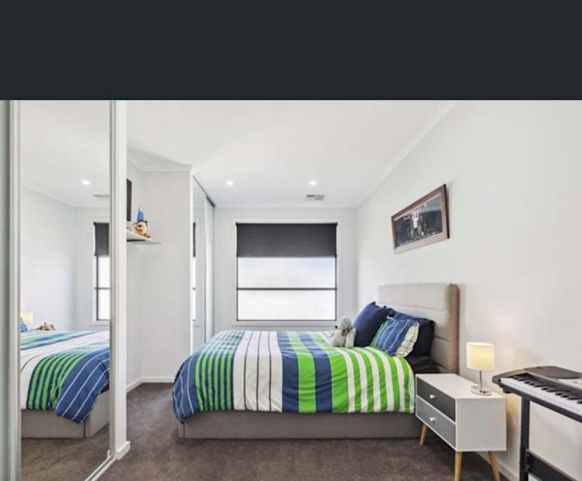 Unfurnished room with own bathroom