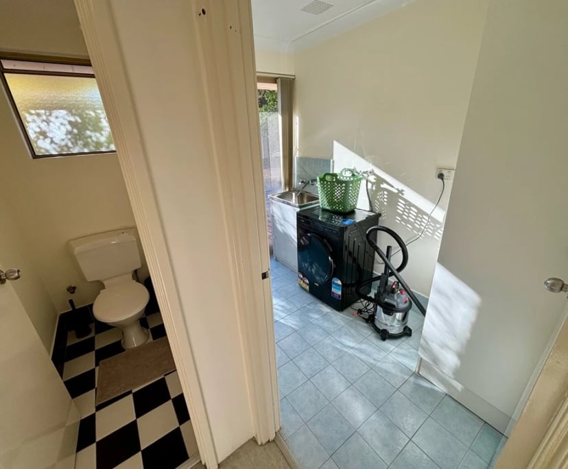 $395, Share-house, 6 bathrooms, Booragoon WA 6154