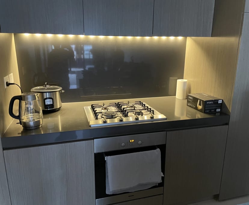 Furnished room with ensuite in a flatshare