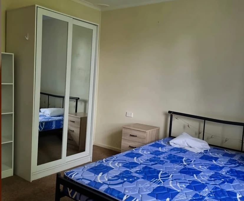 propertyImage
