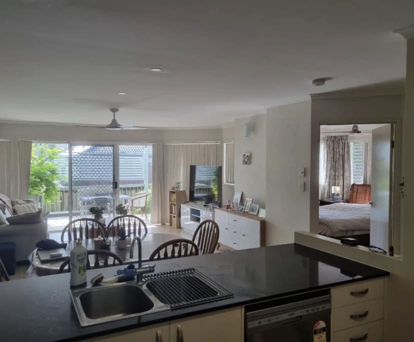 $500, Flatshare, 2 bathrooms, Mermaid Beach QLD 4218