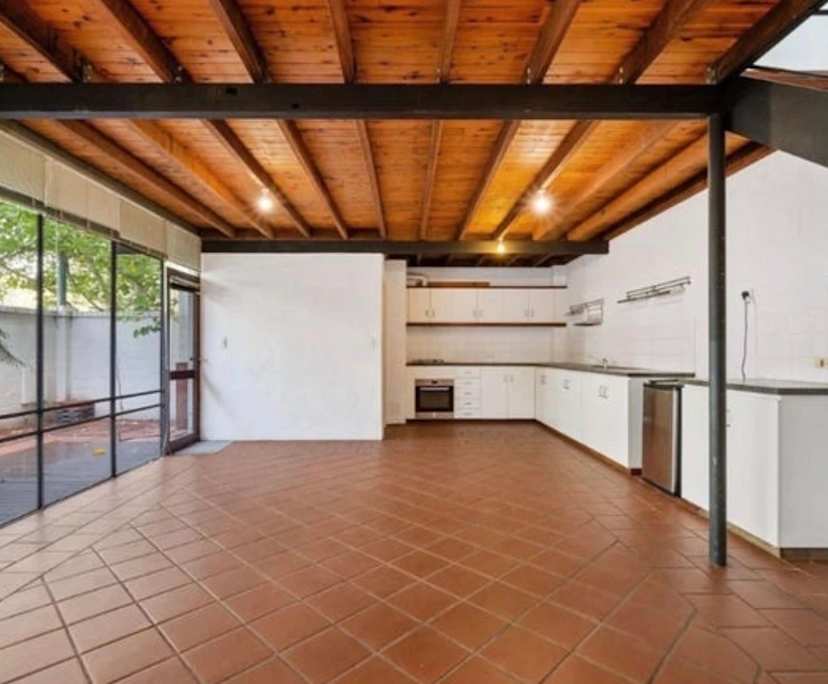 Unfurnished room with own bathroom