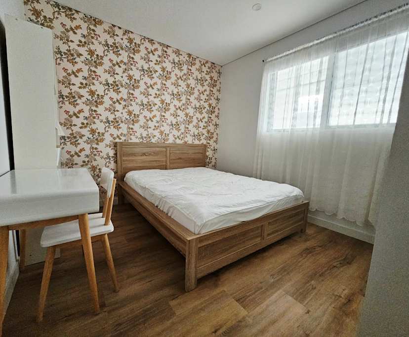 Furnished room with own bathroom