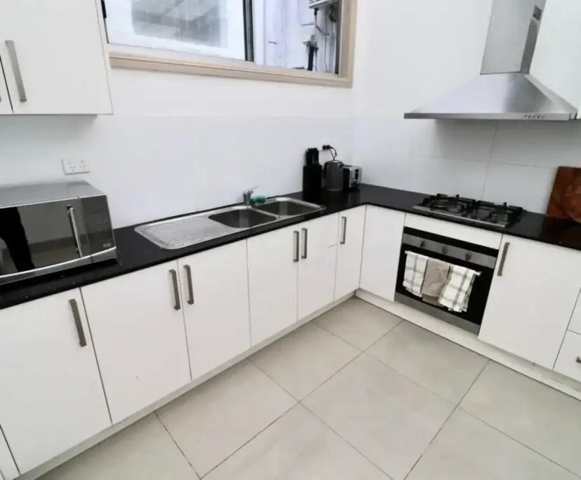 $375, Share-house, 6 bathrooms, Surry Hills NSW 2010