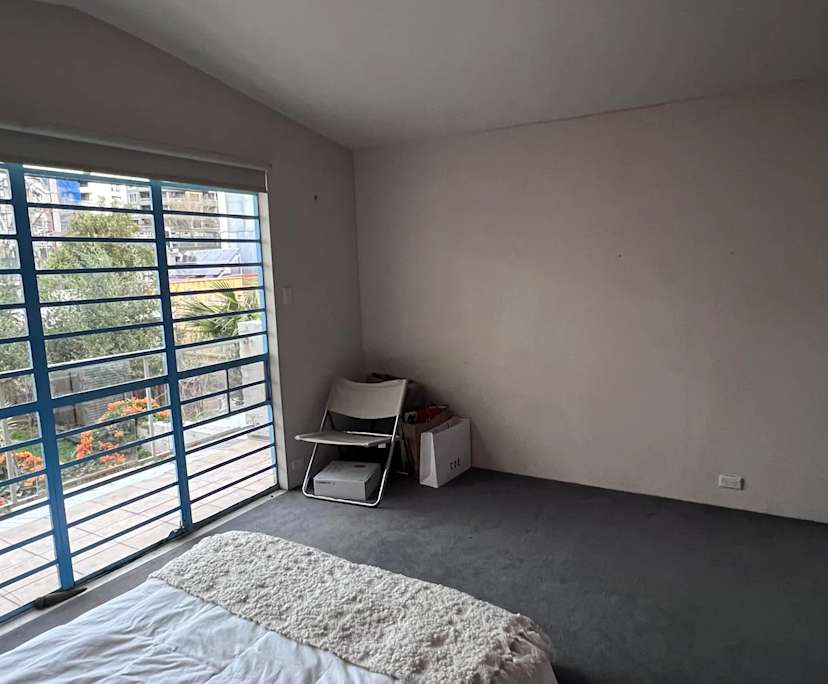 Unfurnished room in a share house