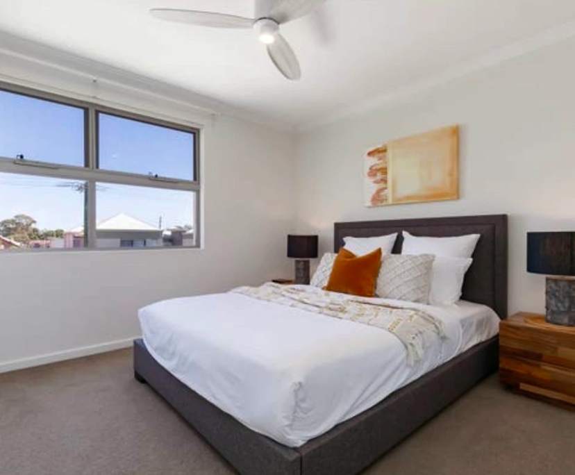 Unfurnished room in a flatshare