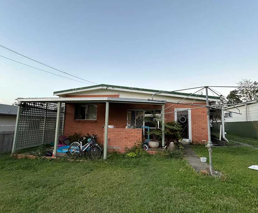 $198, Share-house, 4 bathrooms, Labrador QLD 4215