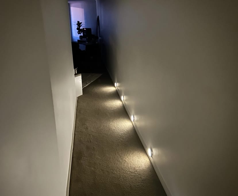 Unfurnished room in a flatshare