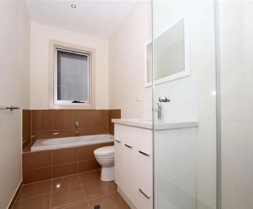 Room for Rent in Thornbury, Melbourne 666, Unfurn...
