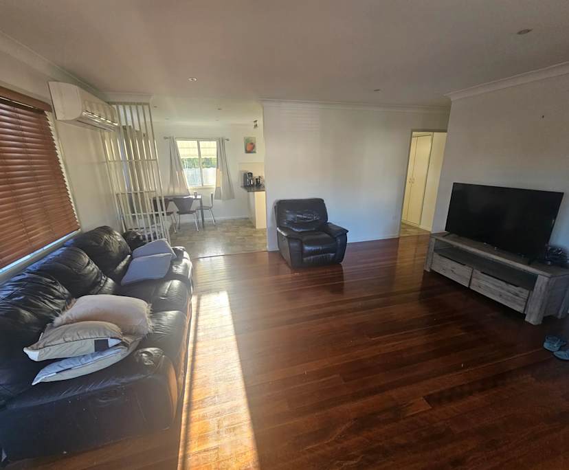 Unfurnished room in a share house