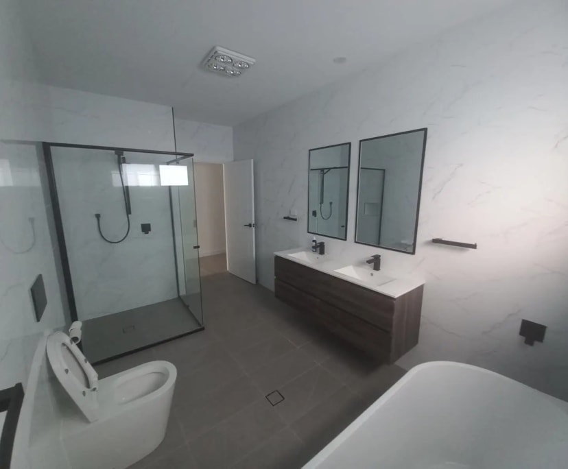 Furnished room with ensuite in a share house