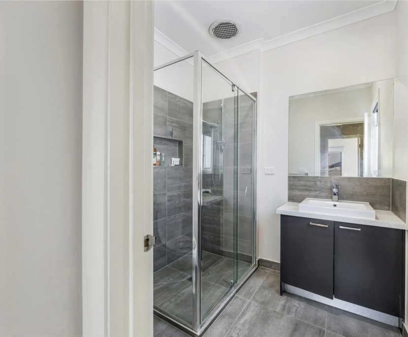 $240-340, Share-house, 2 rooms, Tarneit VIC 3029, Tarneit VIC 3029