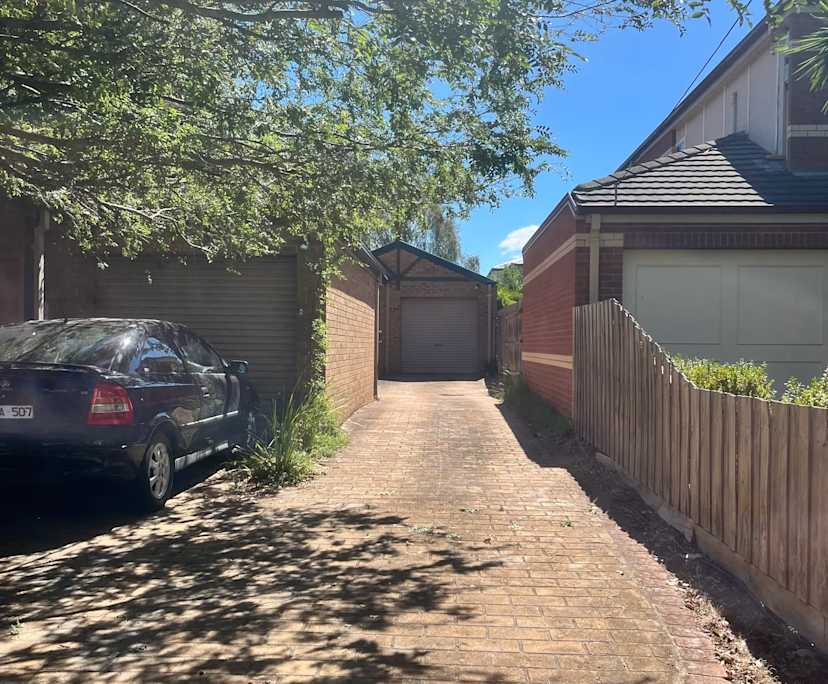 Room in a share house