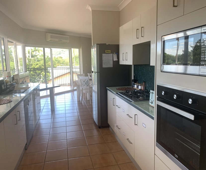 $300-450, Share-house, 2 rooms, Mooroobool QLD 4870, Mooroobool QLD 4870