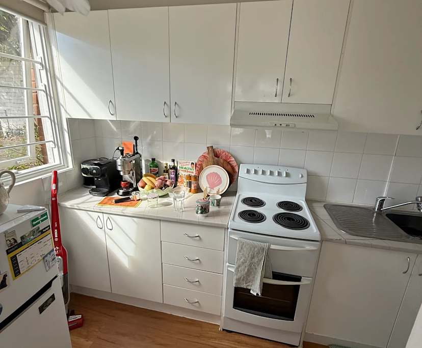 Furnished room studio flat for rent