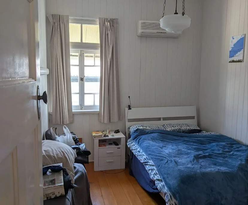 Unfurnished room in a share house