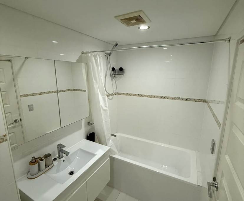 $360, Flatshare, 3 bathrooms, East Perth WA 6004