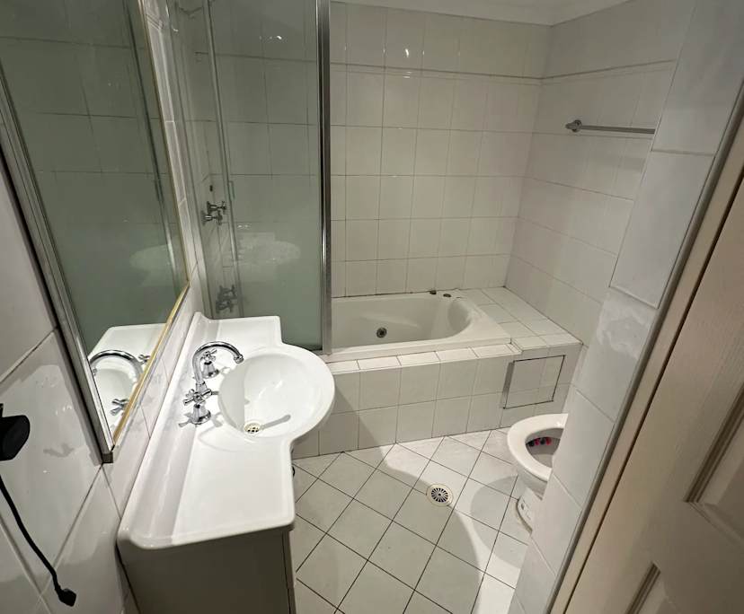 $325, Flatshare, 2 bathrooms, Parramatta NSW 2150