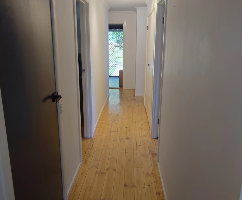 $250, Share-house, 3 bathrooms, East Albury NSW 2640