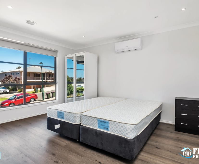 $220, Student-accommodation, 6 bathrooms, Highton VIC 3216