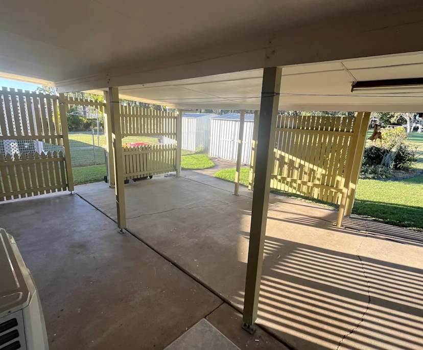 $250, Share-house, 3 bathrooms, Norman Gardens QLD 4701