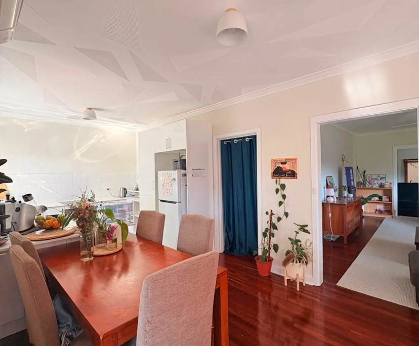 Furnished room in a share house