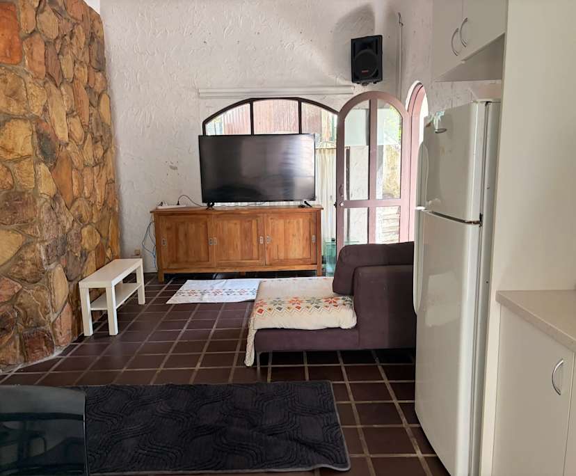 Furnished room studio flat for rent
