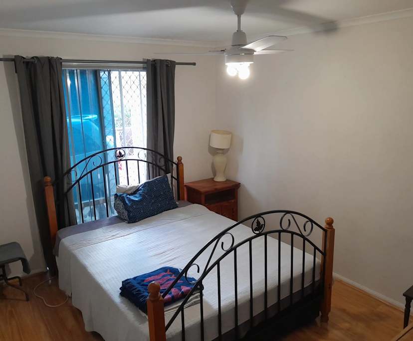 $350, Share-house, 4 bathrooms, Parkwood QLD 4214
