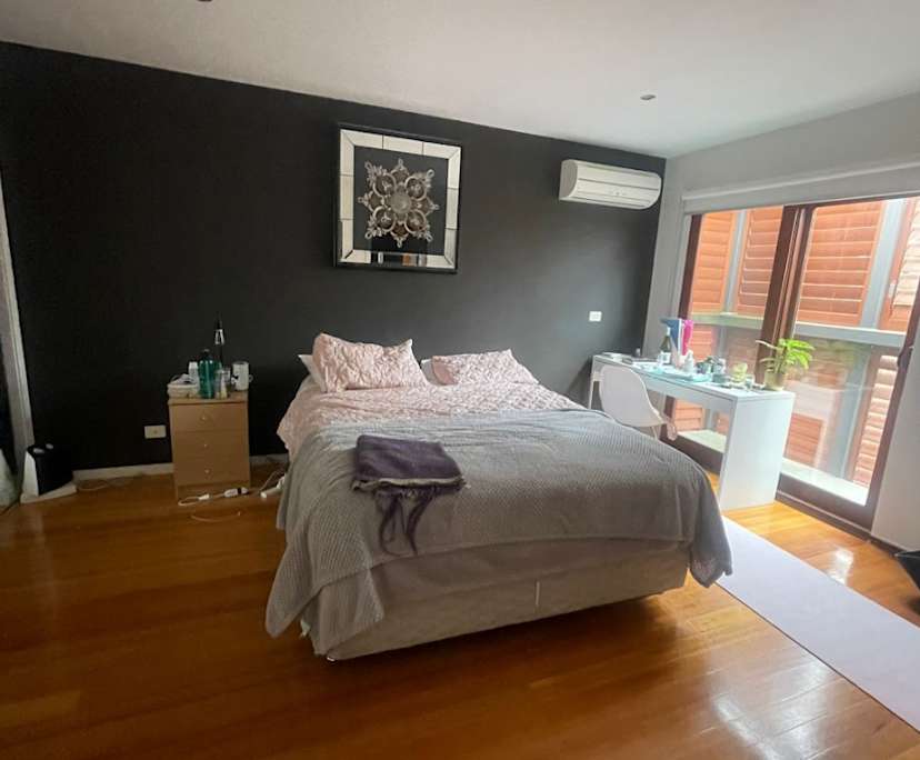 $350, Share-house, 5 bathrooms, Newport VIC 3015