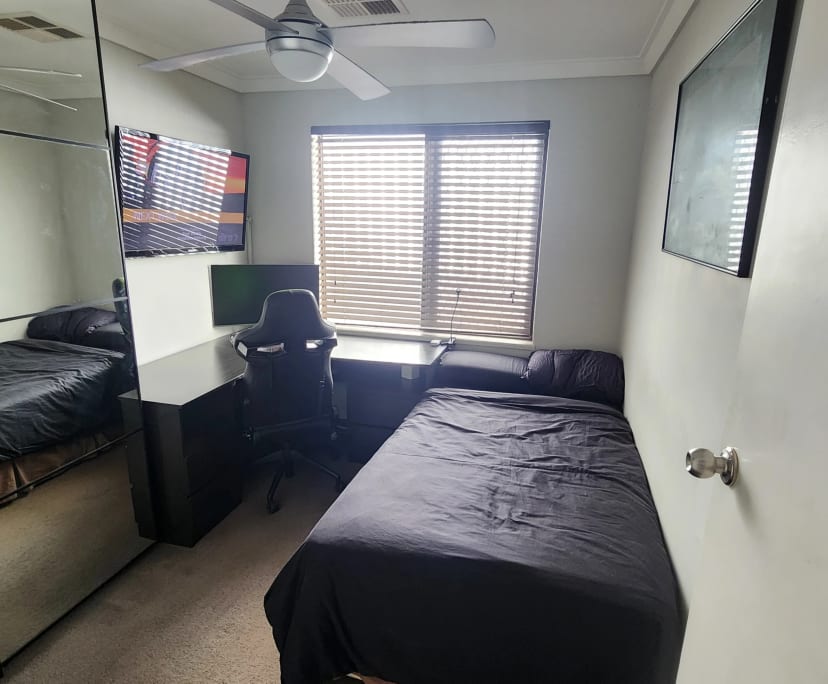 propertyImage
